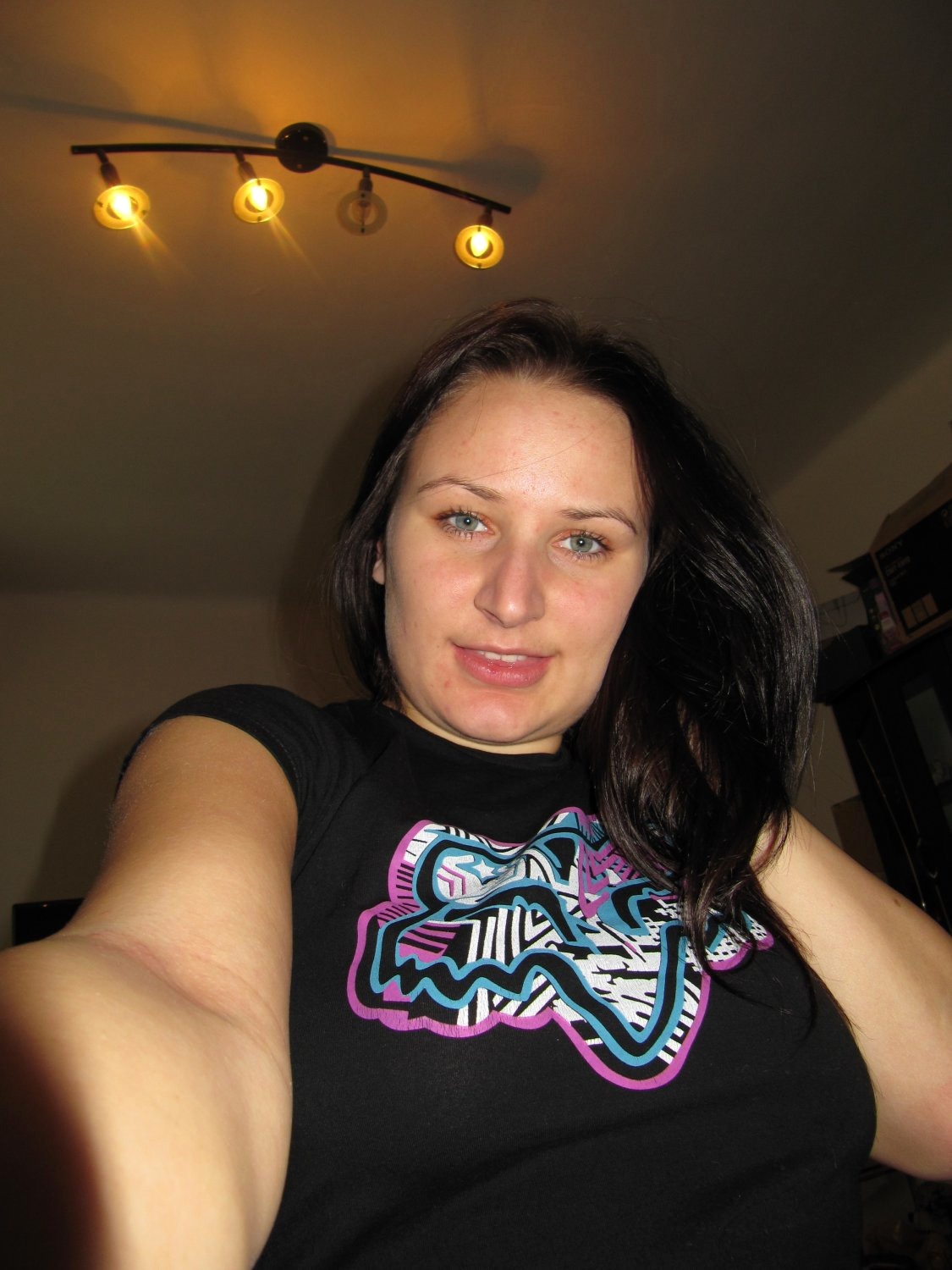 amateur OnlyFans model photo gallery 001